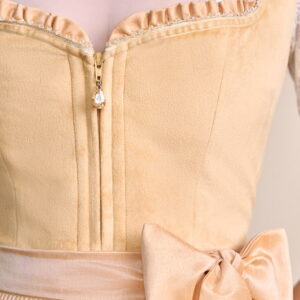 Alternative view of Dirndl Annina (50cm)