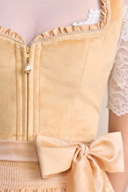 Dirndl Annina (60cm) – Bild 2