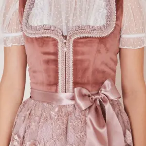 Alternative view of Dirndl Emery (50cm)