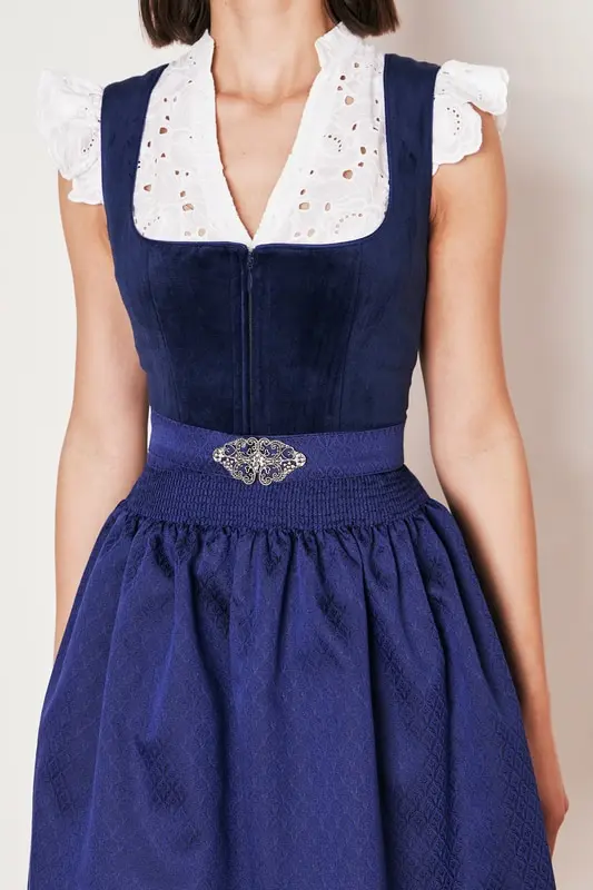 Dirndl Alisha (60cm) – Bild 2