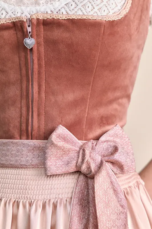 Dirndl Dena (60cm) – Bild 2