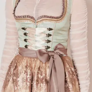 Alternative view of Dirndl Mareike (50cm)