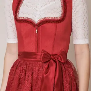 Alternative view of Dirndl Zora (50cm)