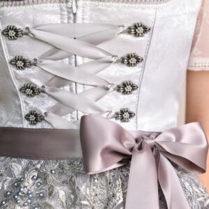 Alternative view of Dirndl Macie (50cm)