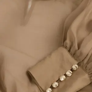 Alternative view of Dirndlbluse Tanea