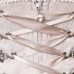 Dirndl Nathi (60cm) – Bild 4