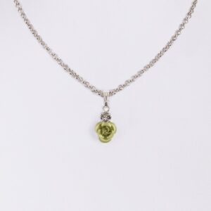 Collier mit Rosenblüte und Strass ~ hellgrün