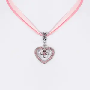 Collier verschiedenfarbig mit Herzanhänger und Satinband 005703 ~ rosa