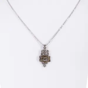 Collier mit Ornament-Anhänger ~ altsilber