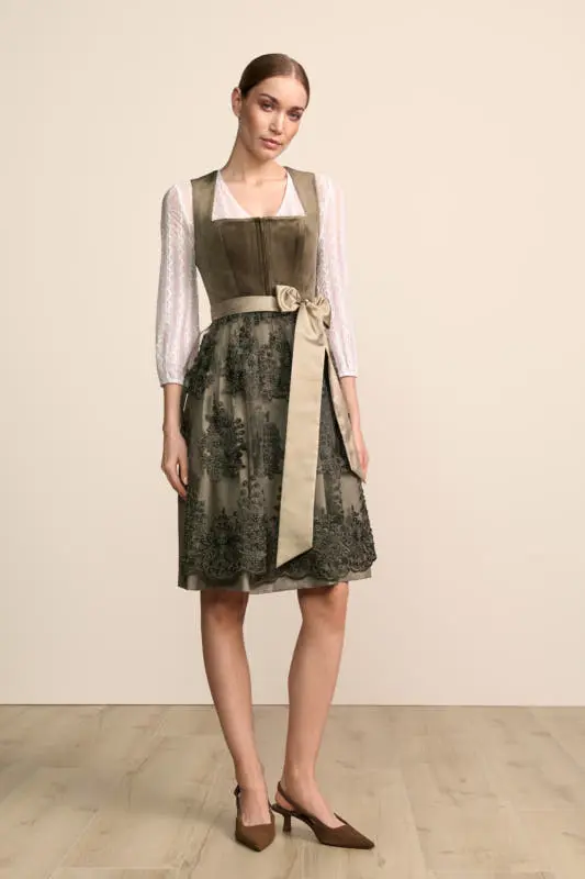 Dirndl Silja (60cm) – Bild 2
