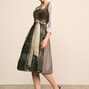 Alternative view of Dirndl Silja (70cm)