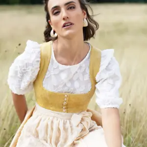Dirndlbluse KARLSTEIN ~ 46 ~ creme