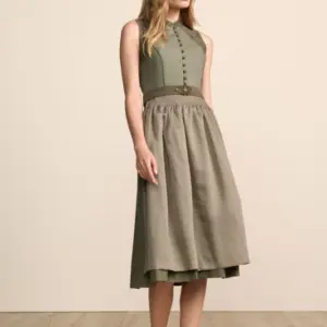 Alternative view of Dirndl Mayra (70cm)