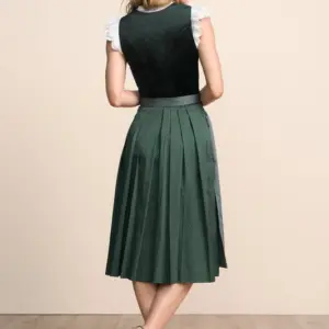 Dirndl Avelyn (70cm) – Bild 3