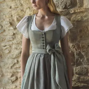 Dirndl Norelia (80cm) – Bild 4