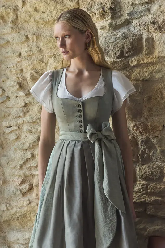 Dirndl Norelia (80cm) – Bild 4