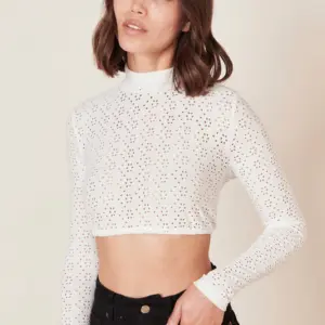 Dirndlbluse Jula – Bild 3