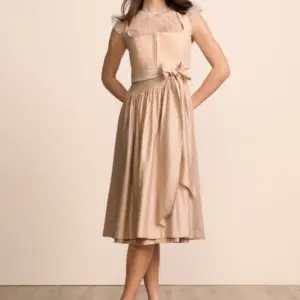 Alternative view of Dirndl Ludea (70cm)