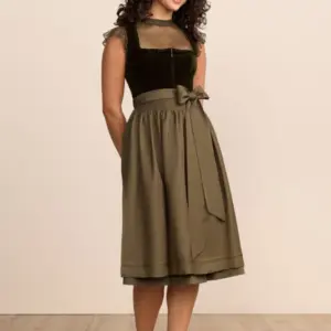 Alternative view of Dirndl Zephyrae (70cm)