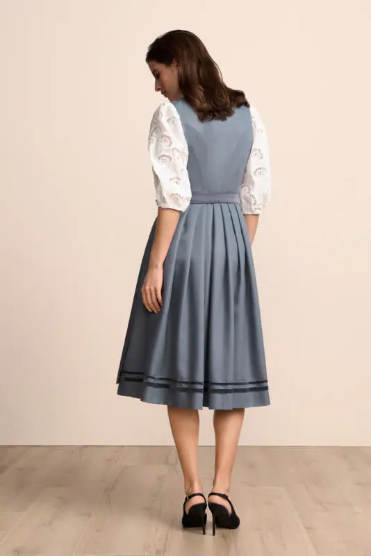 Dirndl Sarai (70cm) – Bild 3