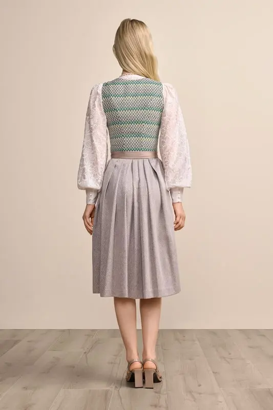 Dirndl Neah (70cm) – Bild 2