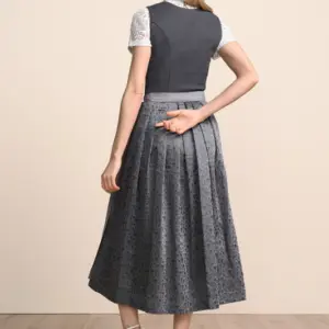 Dirndl Ileyna (80cm) – Bild 3