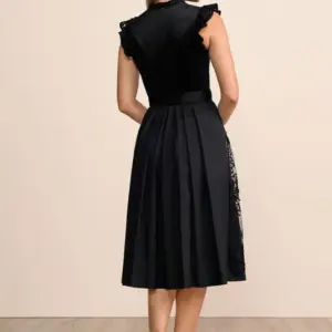 Dirndl Lovira (70cm) – Bild 3
