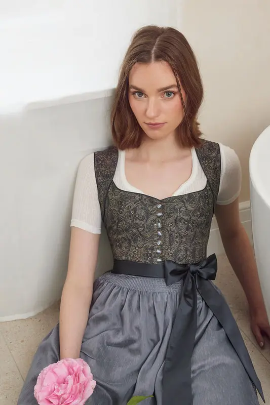 Dirndl Kirsti (60cm) – Bild 4