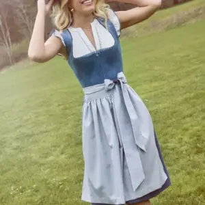 Dirndl Lebenslang (60cm)