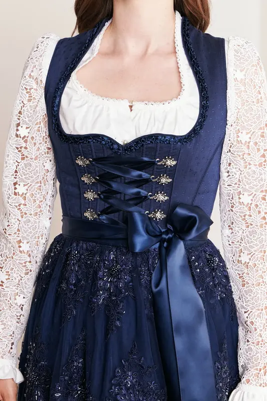 Dirndl Maisie (70cm) – Bild 2
