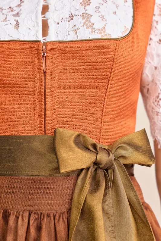 Dirndl Isa (70cm) – Bild 2