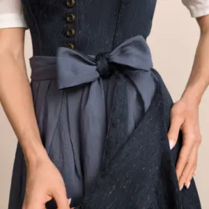 Alternative view of Dirndl Debora (70cm)