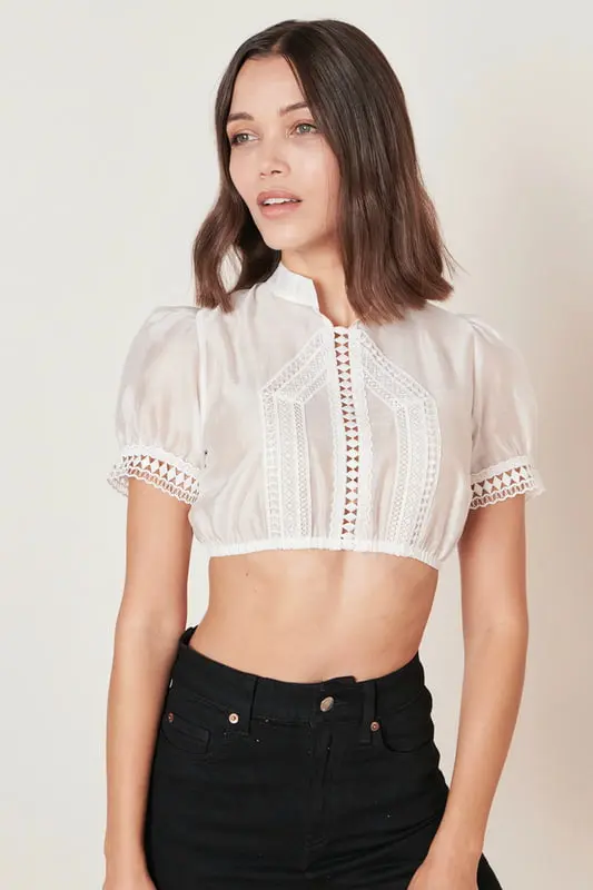 Dirndlbluse Maeva – Bild 3
