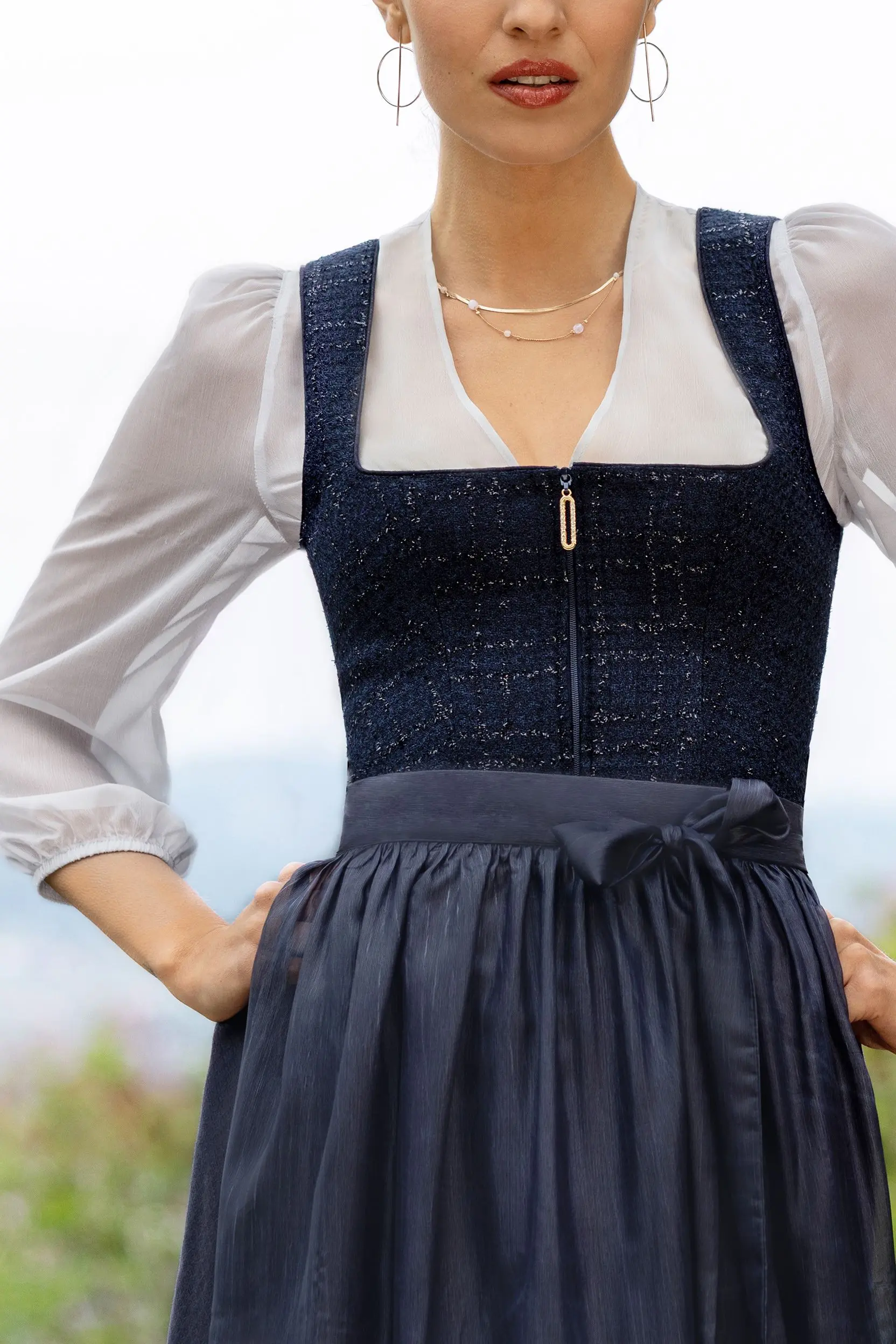 Dirndlbluse SALDENBURG ~ 32 ~ weiß