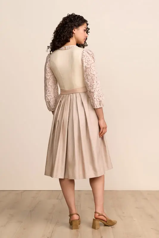 Dirndl Isleen (70cm) – Bild 3