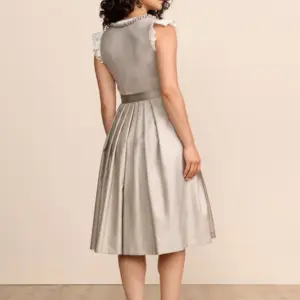 Dirndl Livianne (70cm) – Bild 3