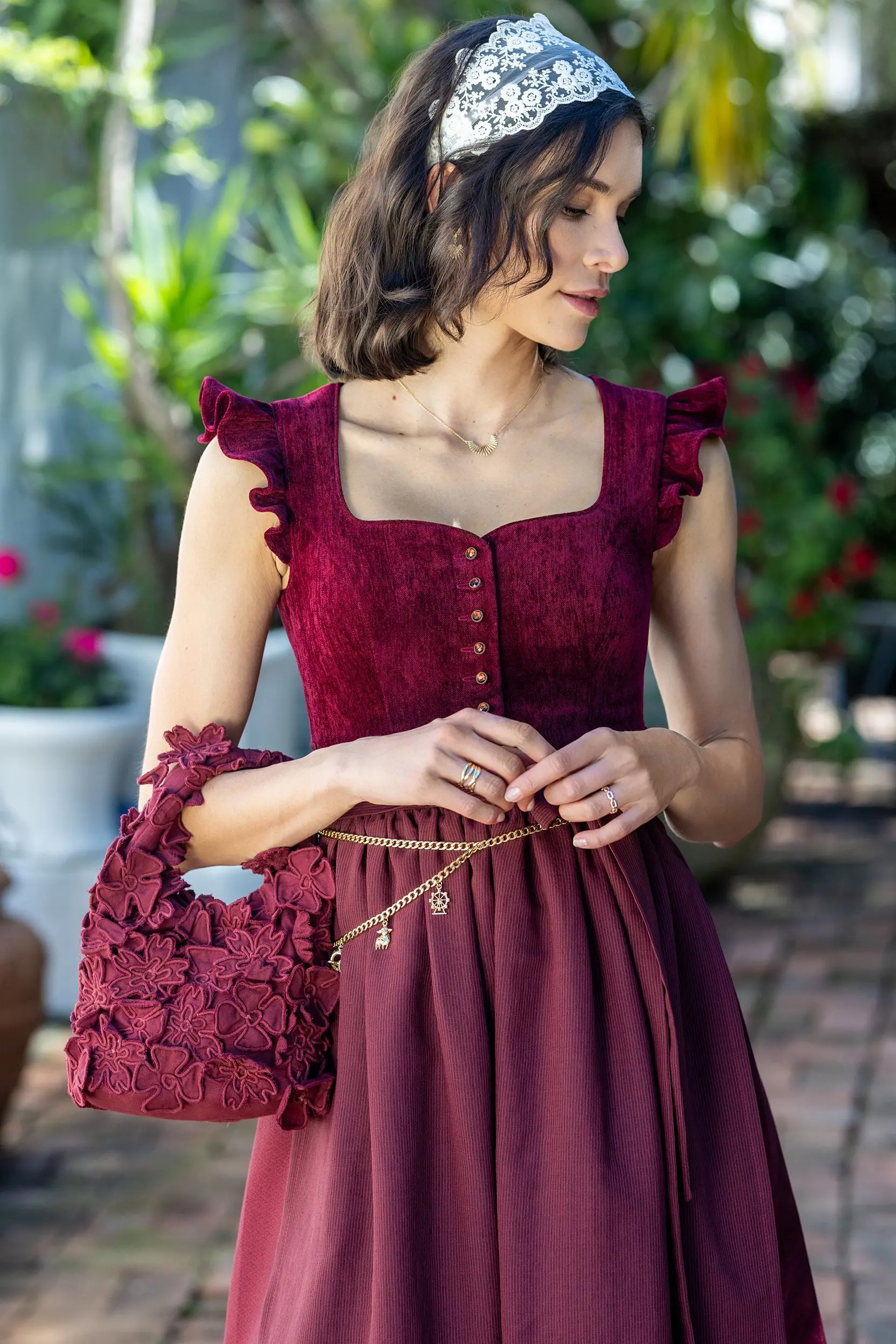 Dirndl HOCHWINKEL (70 cm) ~ 30 ~ rot