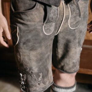 Lederhose Hasenjagd mit Gürtel