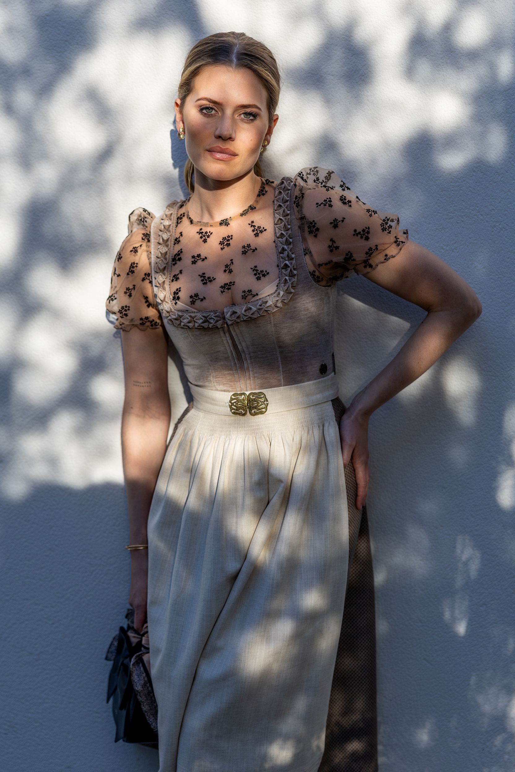 Dirndl POLLING (70 cm) ~ beige