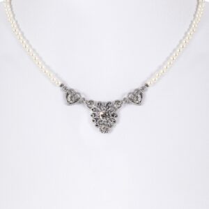 Perlencollier mit Herzanhänger ~ creme